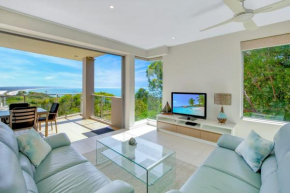 Unit 9 - 103 Cooloola Drive - Rainbow Beach - Stunning Ocean Views - Seabreezes - Aircon - Wi-Fi